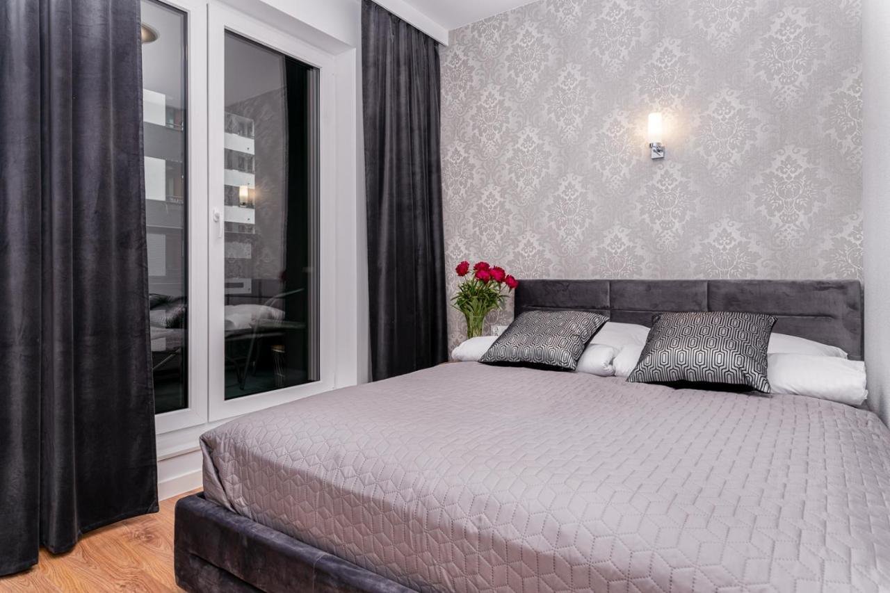 Star4You II Apartments Wrocław Eksteriør billede