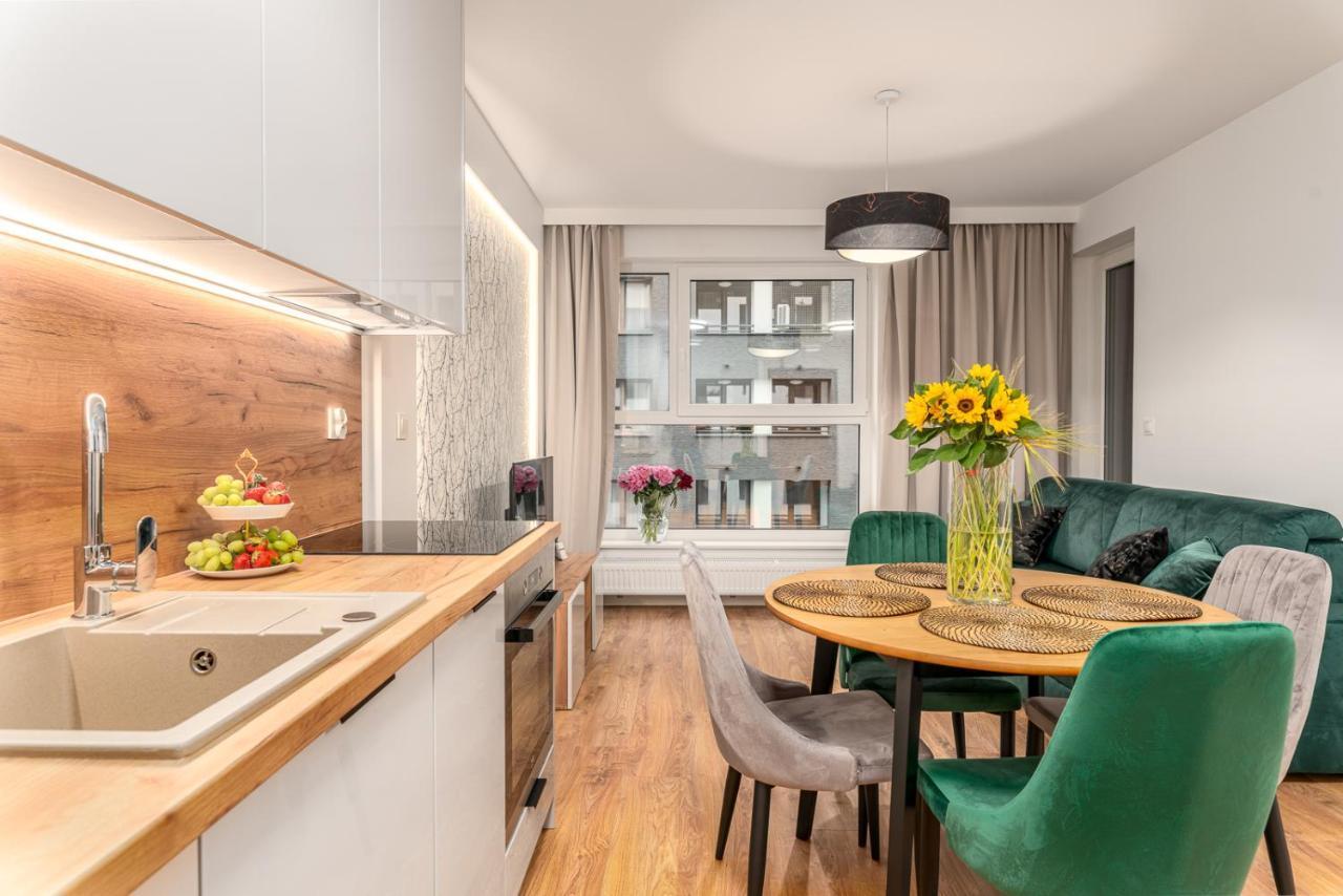 Star4You II Apartments Wrocław Eksteriør billede
