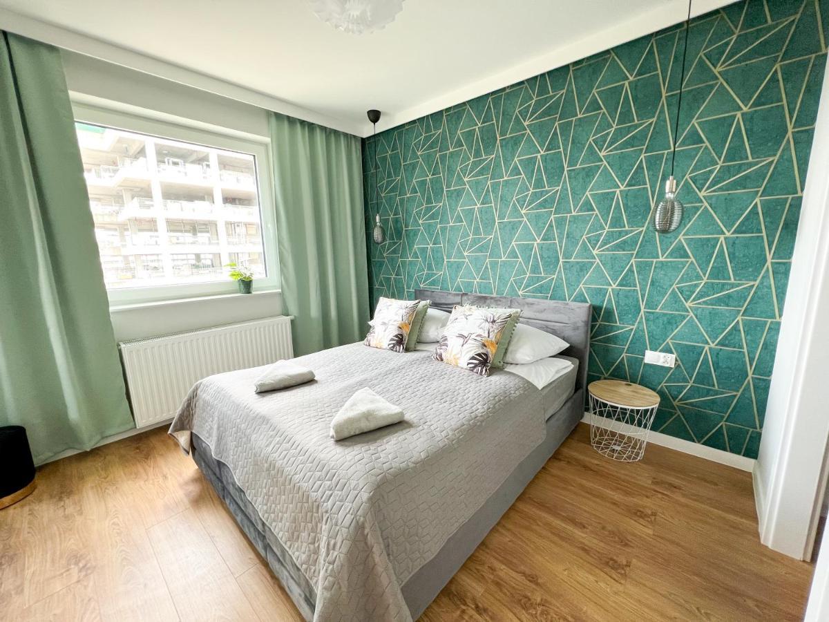 Star4You II Apartments Wrocław Eksteriør billede
