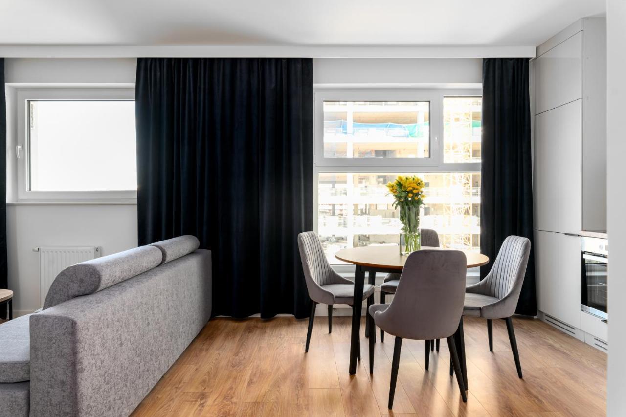 Star4You II Apartments Wrocław Eksteriør billede